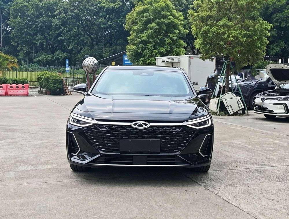 Chery Arrizo 8 2022 — фото автомобиля