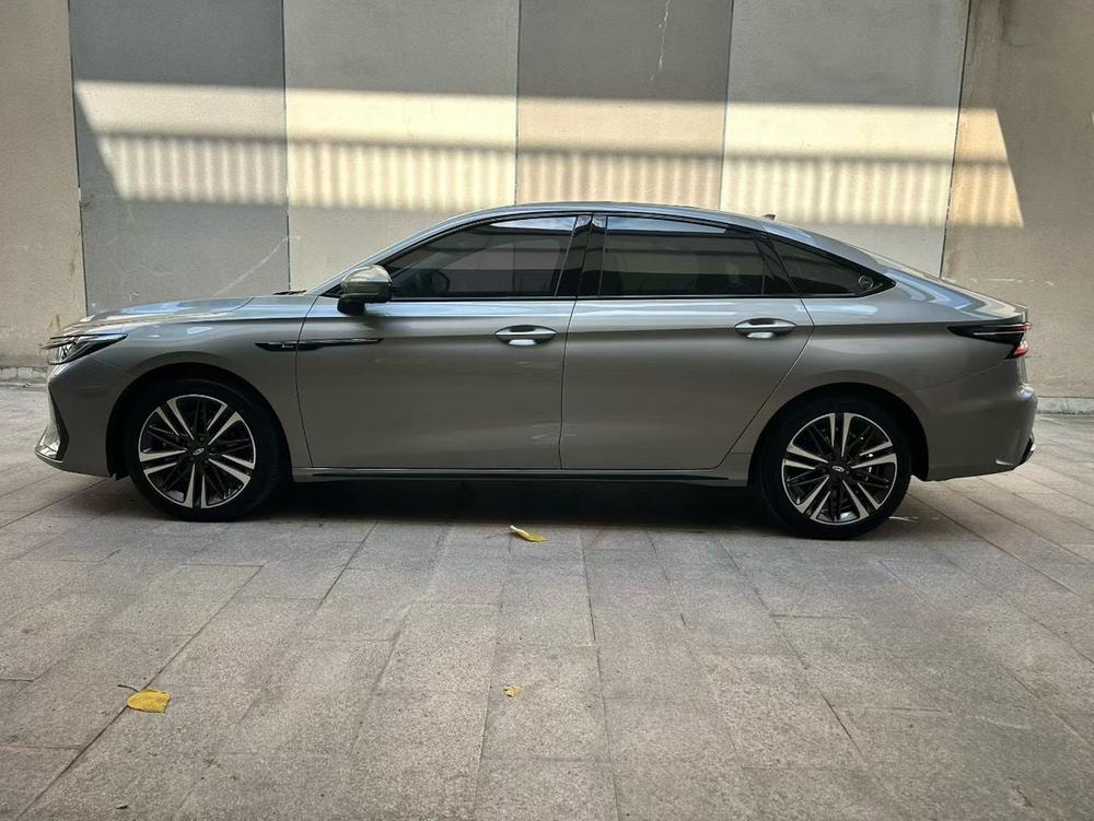 Chery Arrizo 8 2023 — фото автомобиля