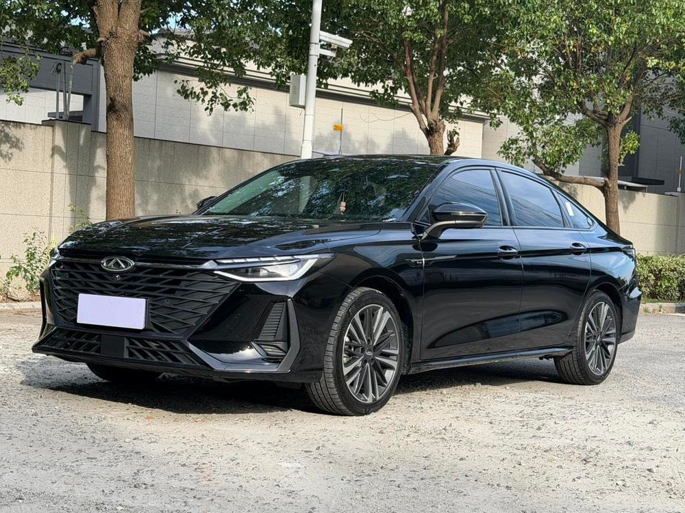 Chery Arrizo 8 2025 — фото автомобиля