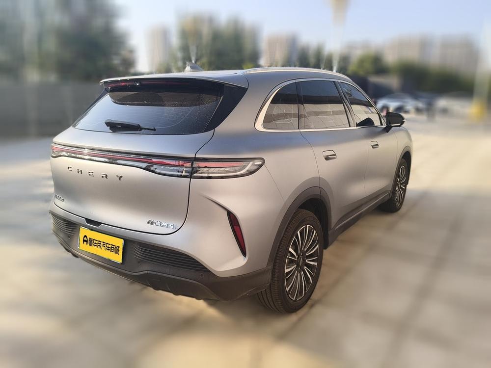 Chery Tiggo 8 2026 — фото автомобиля