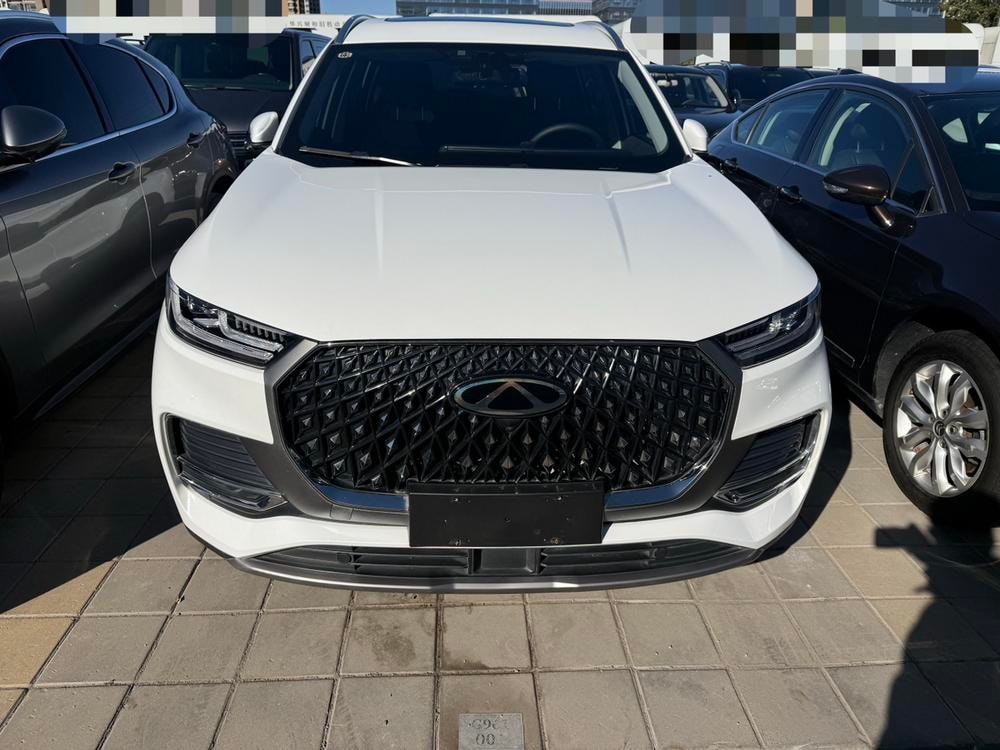 Chery Tiggo 8 PLUS 2024 — фото автомобиля 1