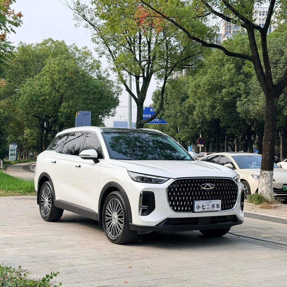 Chery Tiggo 8L 2024 — фото автомобиля