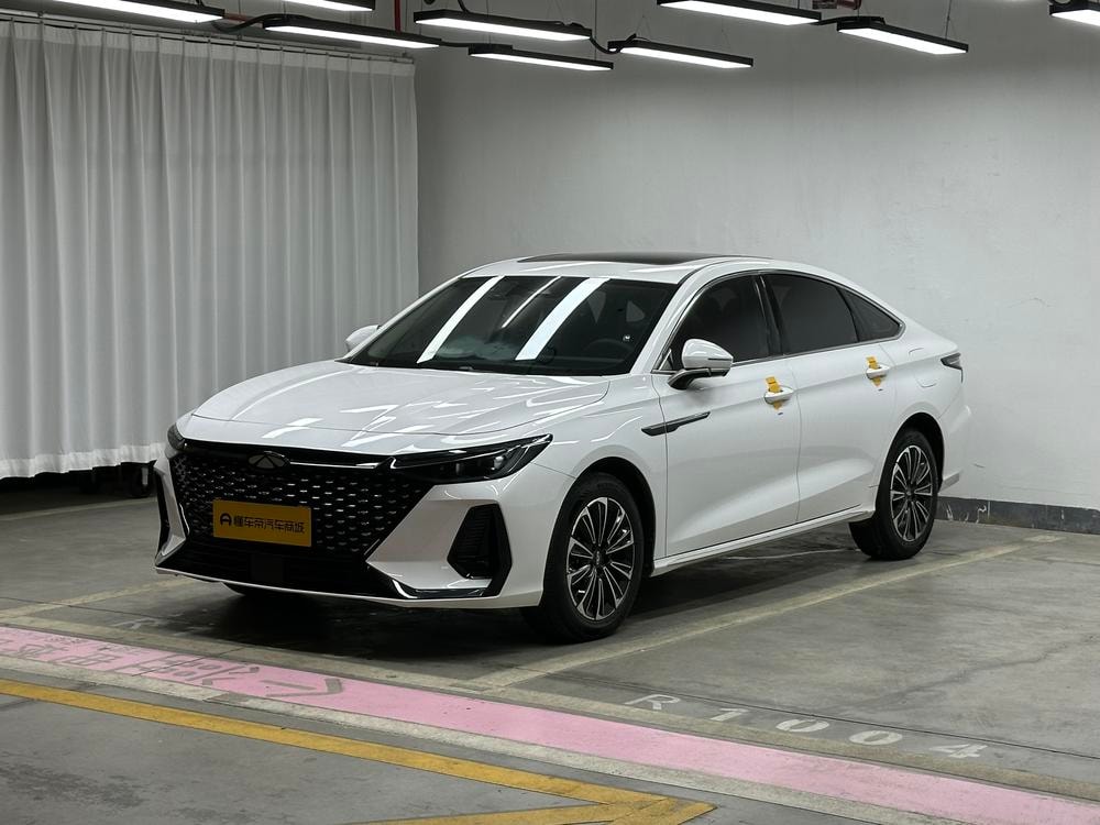 Chery Fengyun Fengyun A8 2024 — фото автомобиля