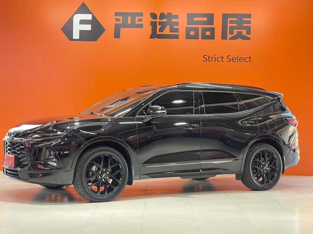 Chevrolet Blazer 2020 — фото автомобиля