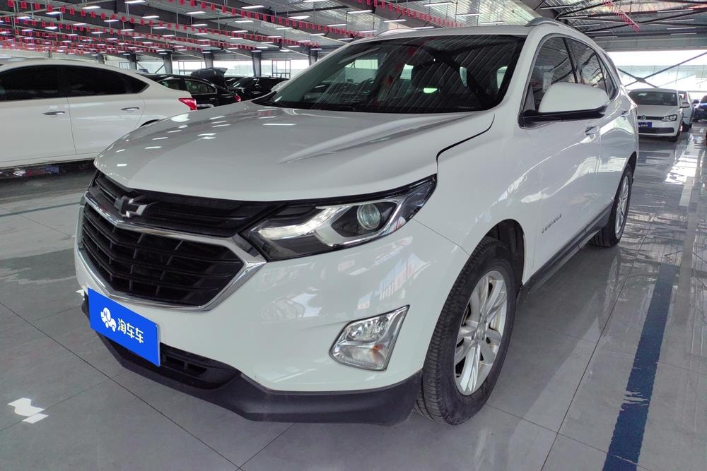 Chevrolet Equinox 2018 — фото автомобиля