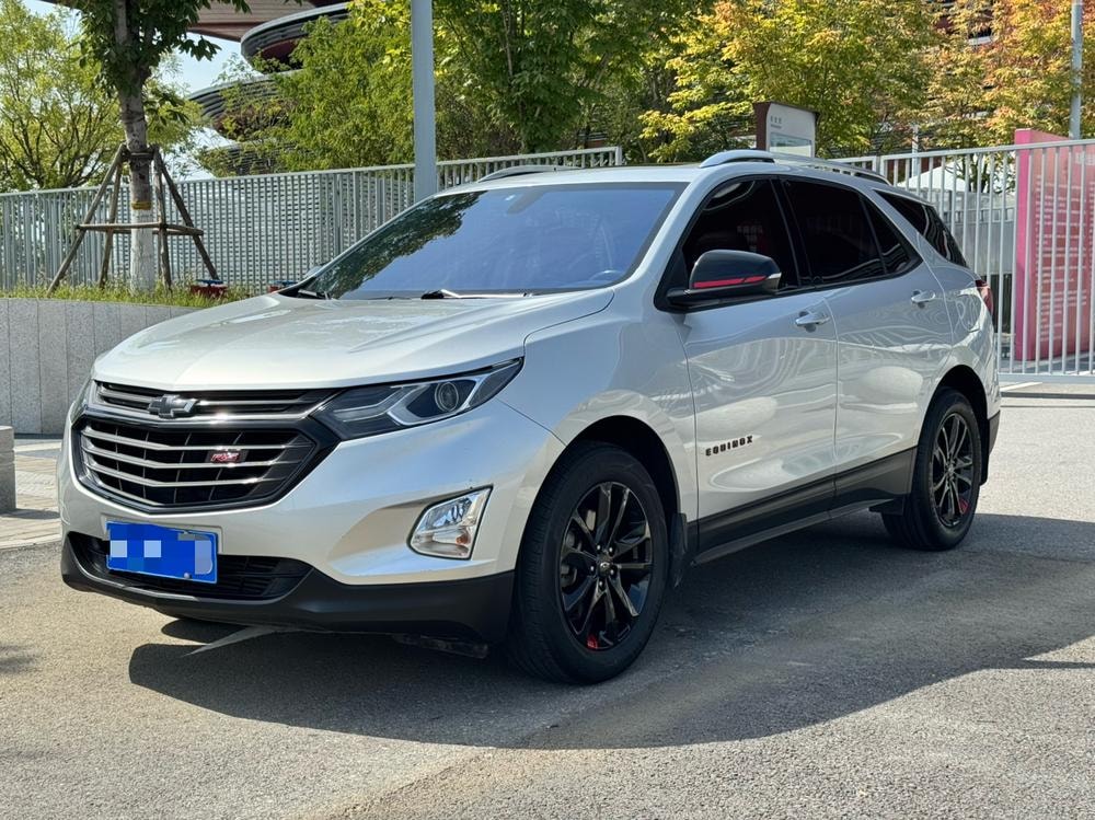 Chevrolet Equinox 2019 — фото автомобиля