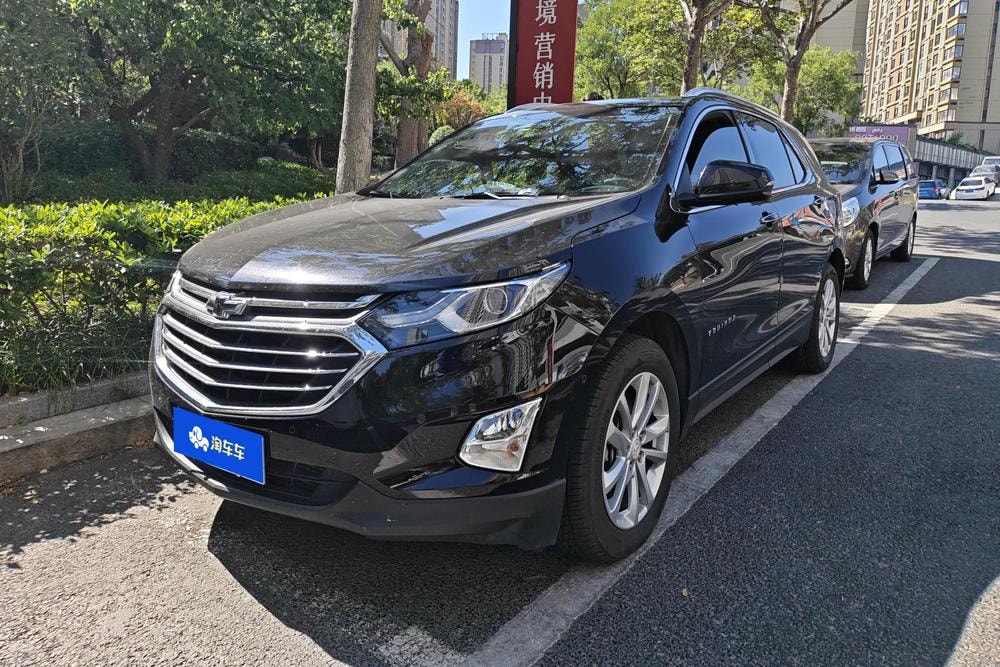Chevrolet Equinox 2018 — фото автомобиля