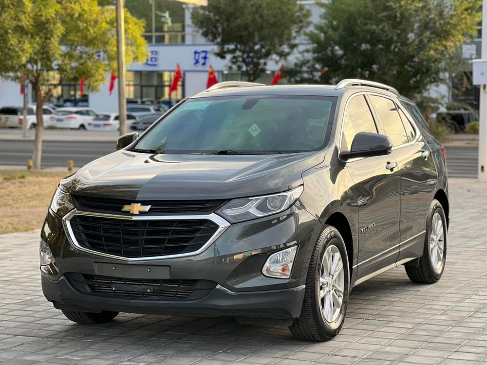 Chevrolet Equinox 2019 — фото автомобиля
