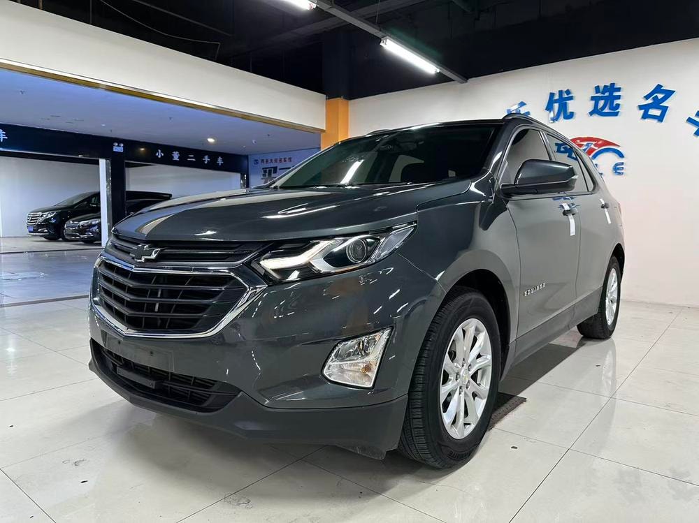Chevrolet Equinox 2019 — фото автомобиля