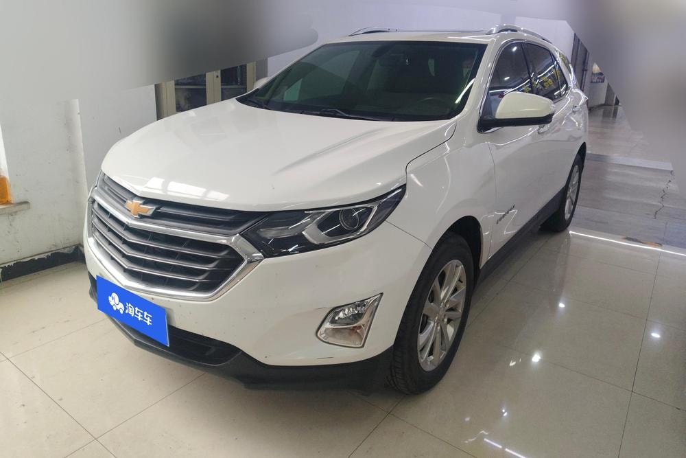Chevrolet Equinox 2018 — фото автомобиля