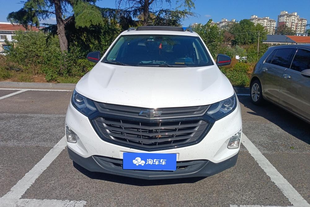 Chevrolet Equinox 2019 — фото автомобиля