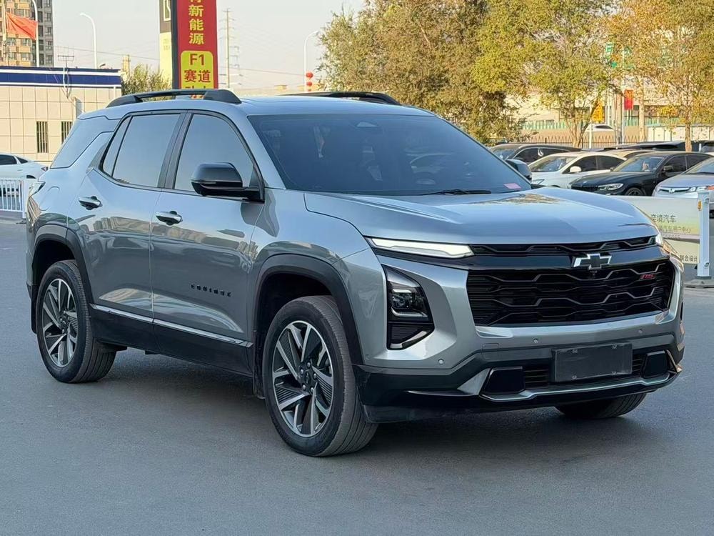 Chevrolet Equinox Plus 2024 — фото автомобиля
