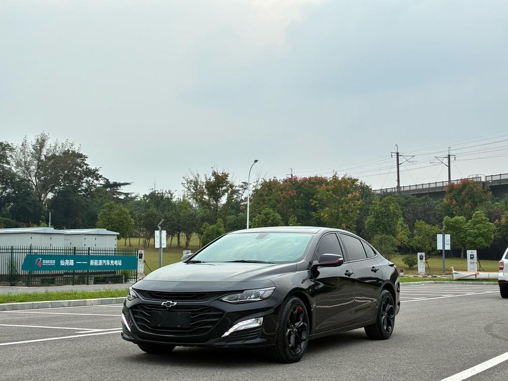Chevrolet Malibu XL 2021 — фото автомобиля