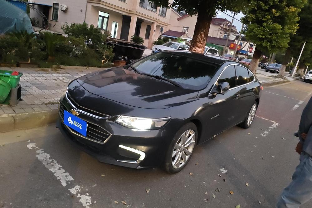 Chevrolet Malibu XL 2017 — фото автомобиля 1