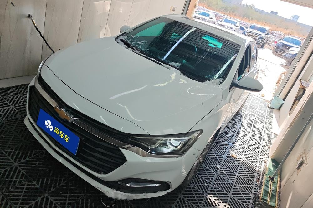 Chevrolet Monza 2020 — фото автомобиля