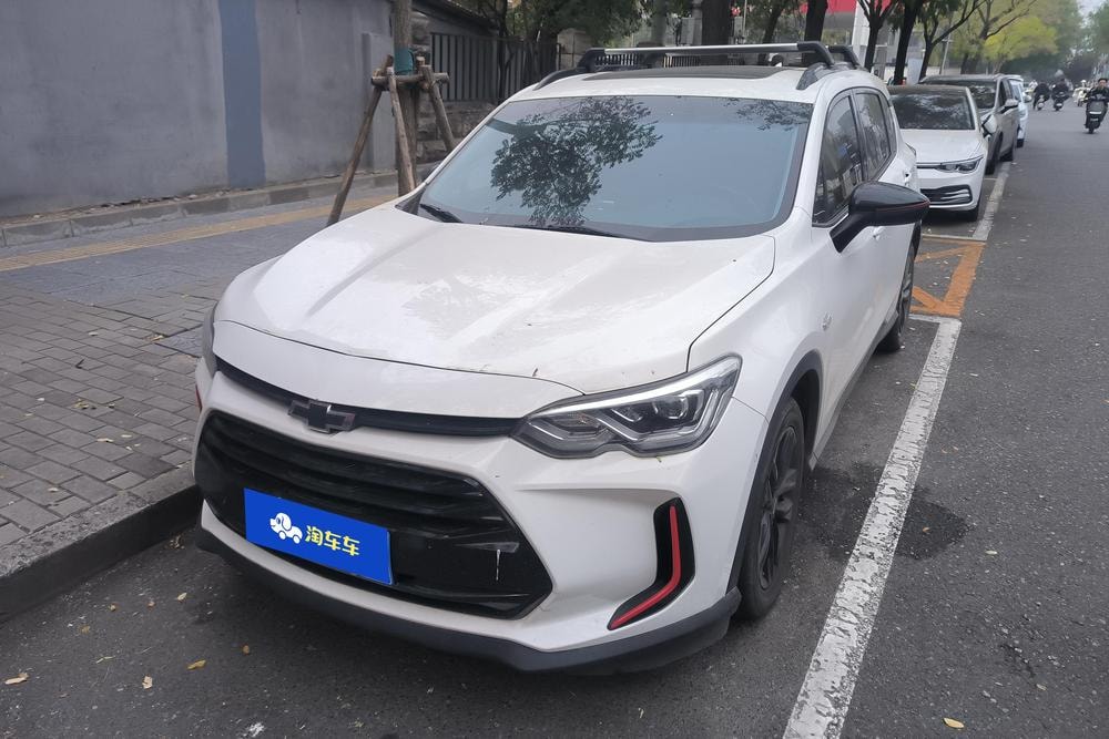 Chevrolet Orlando 2019 — фото автомобиля