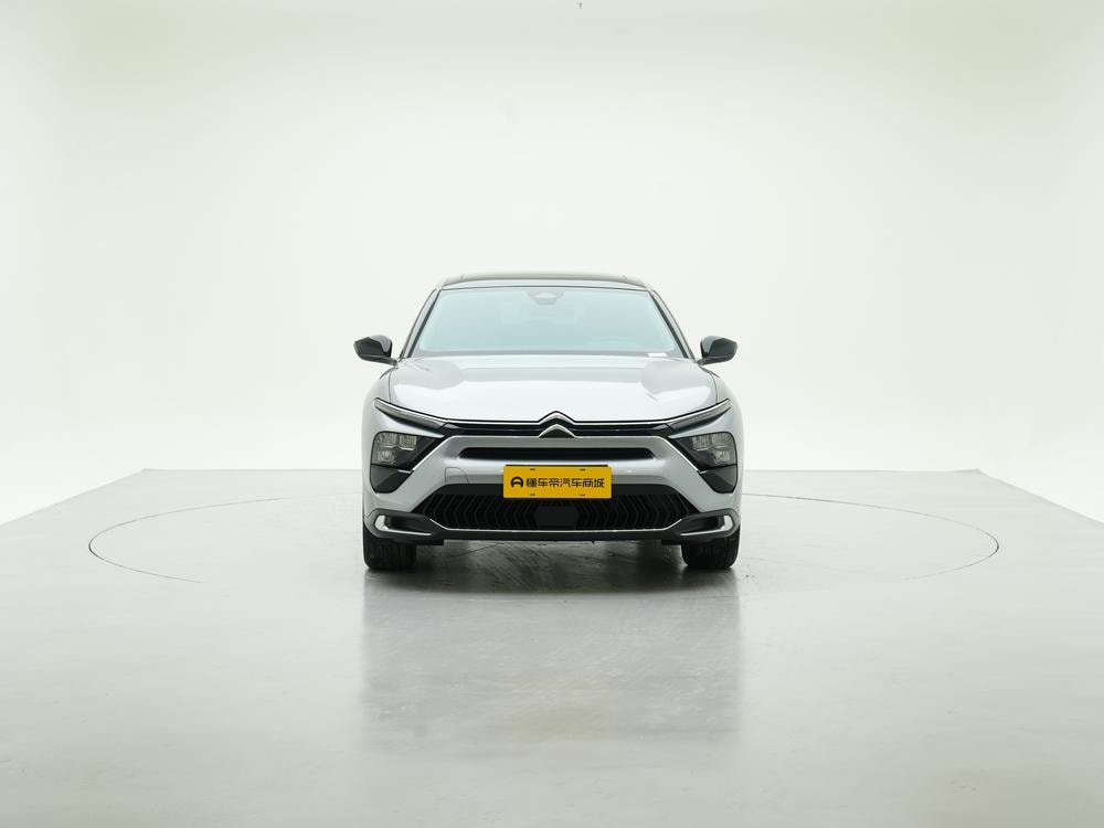 Citroen C5 X 2024 — фото автомобиля 1