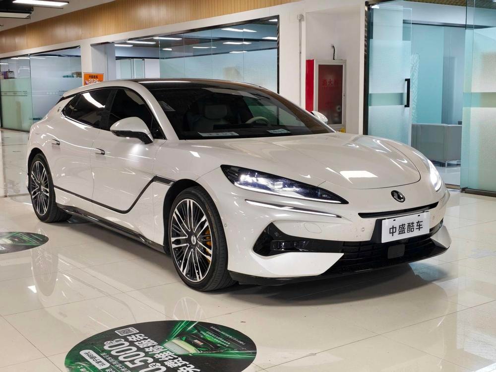 Denza Z9 GT DM 2024 — фото автомобиля