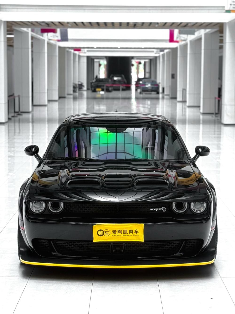 Dodge Challenger 2022 — фото автомобиля