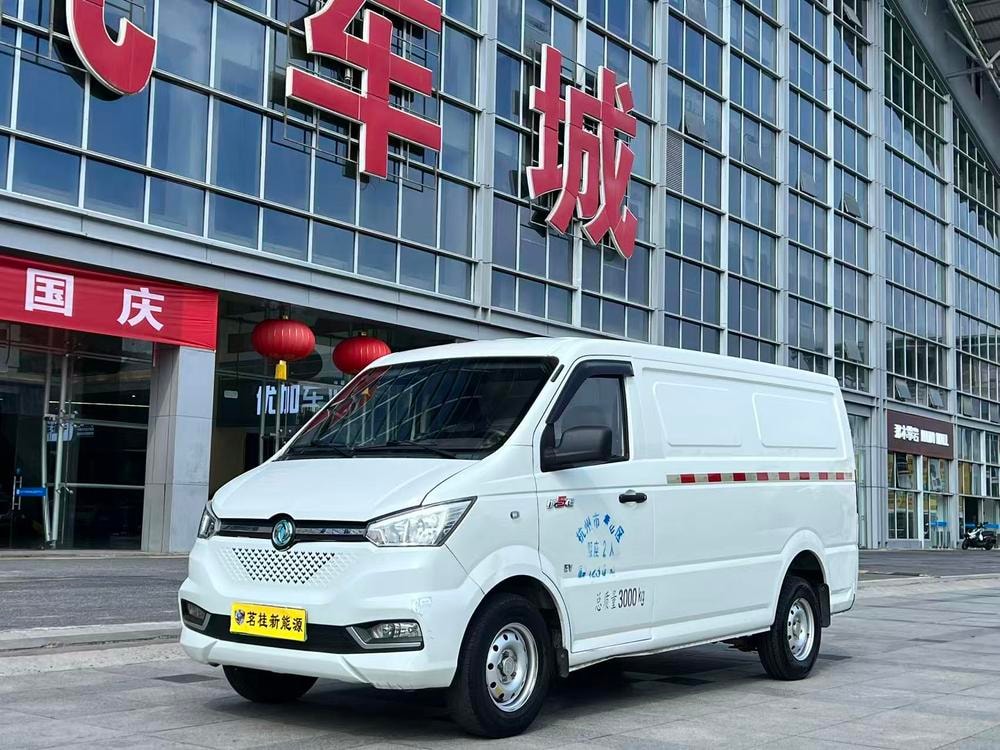 Dongfeng Yufeng EM26 2023 — фото автомобиля
