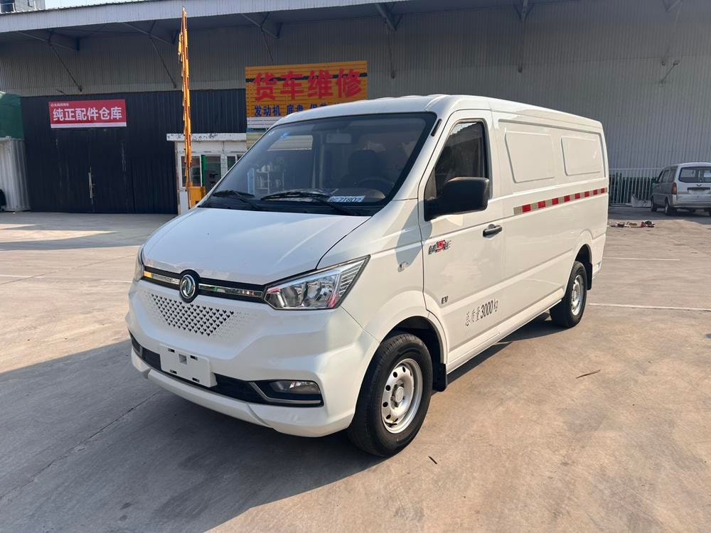 Dongfeng Yufeng EM26 2023 — фото автомобиля 1