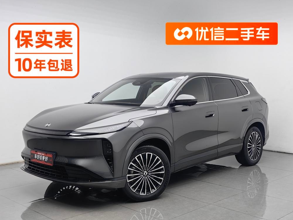 Dongfeng Fengshen L8 PHEV 2025 — фото автомобиля 1