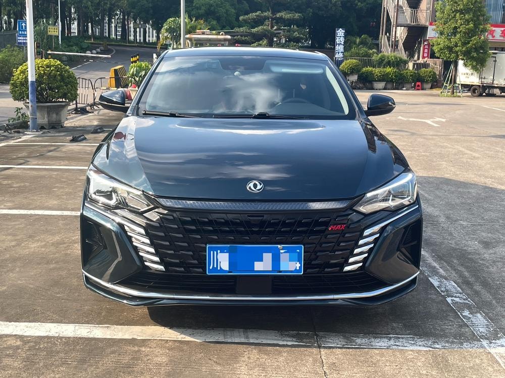 Dongfeng Fengshen Yixuan MAX 2022 — фото автомобиля
