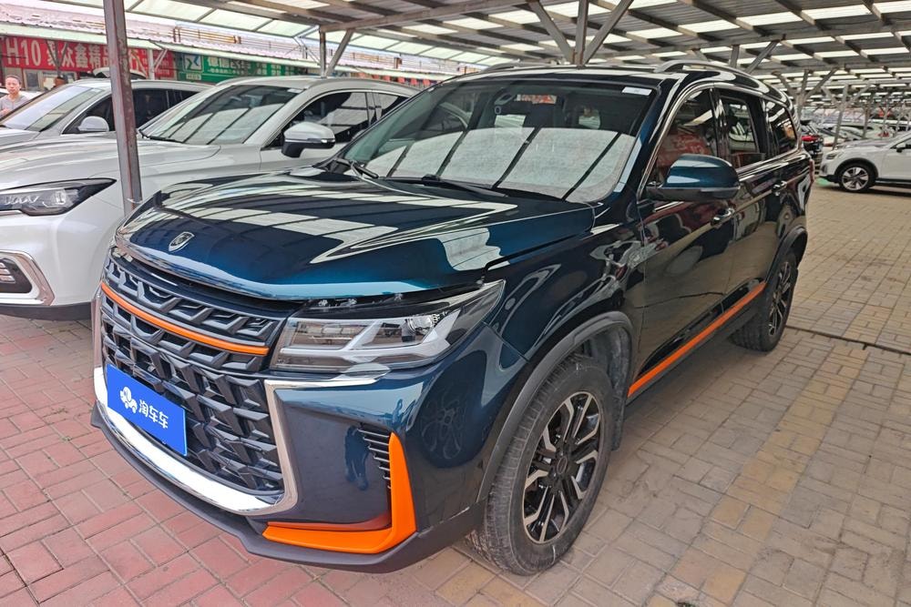Dongfeng Fengxing Forthing T5 2022 — фото автомобиля