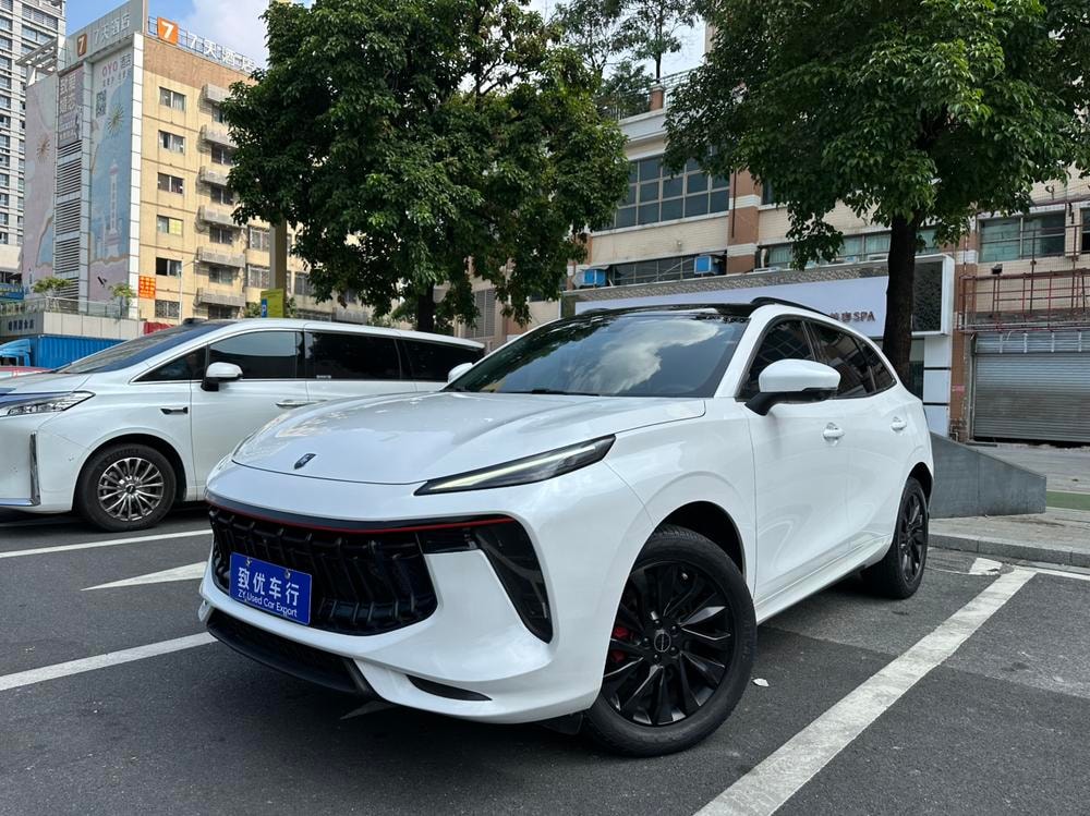 Dongfeng Fengxing Forthing T5 EVO 2021 — фото автомобиля