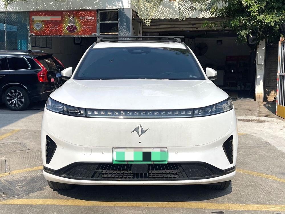 Dongfeng Yipai 奕派008 2025 — фото автомобиля