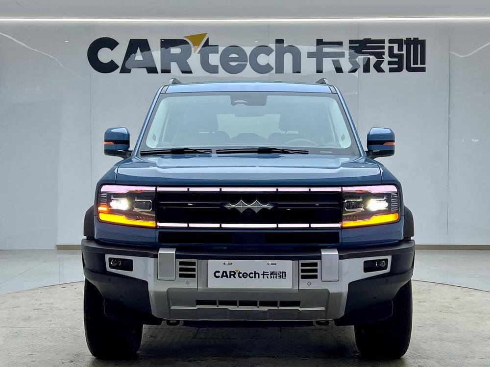 Fangchengbao Leopard 5 2023 — фото автомобиля 1