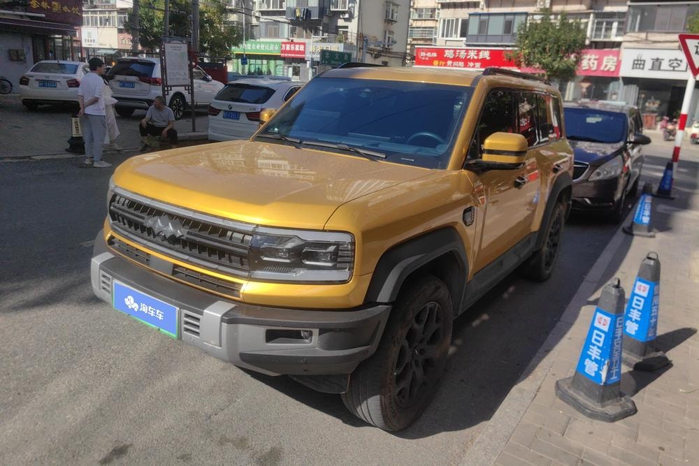 Fangchengbao Leopard 5 2023 — фото автомобиля 1
