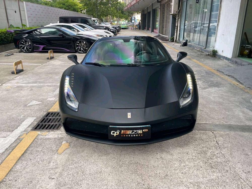 Ferrari 488 2015 — фото автомобиля