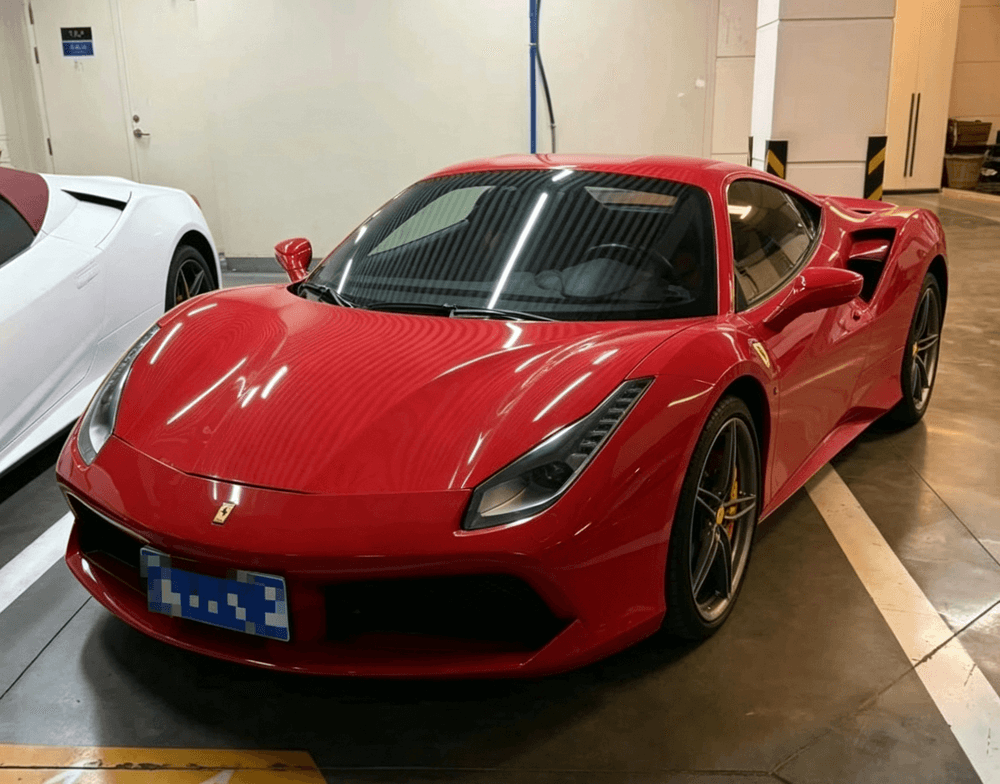 Ferrari 488 2015 — фото автомобиля