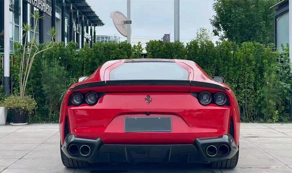 Ferrari 812 2017 — фото автомобиля