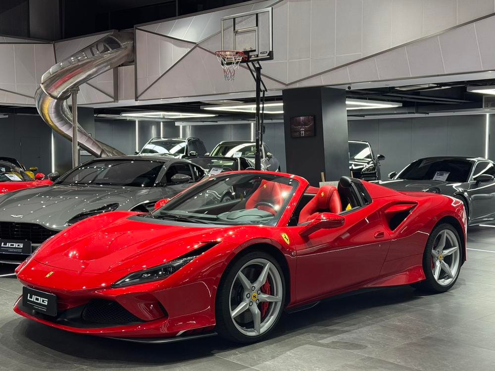 Ferrari F8 2020 — фото автомобиля