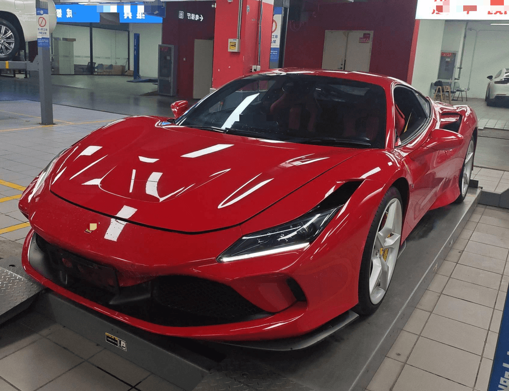 Ferrari F8 2019 — фото автомобиля