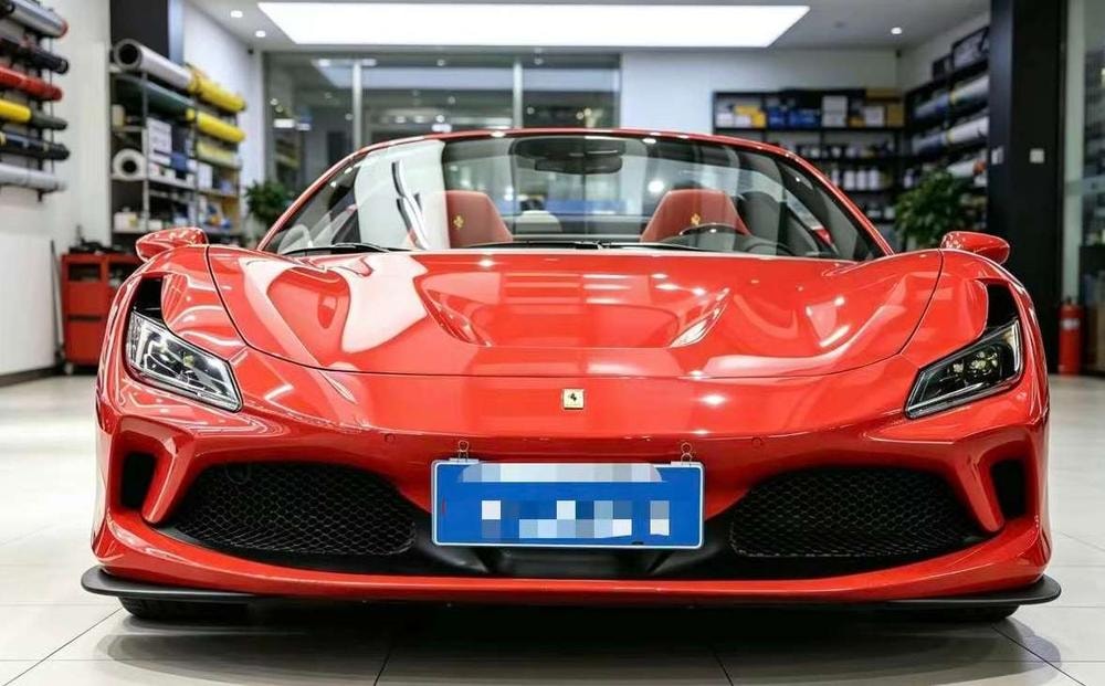 Ferrari F8 2020 — фото автомобиля