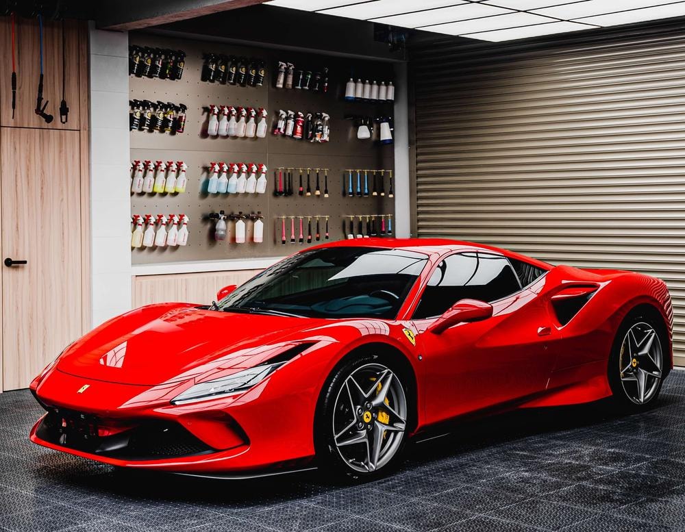 Ferrari F8 2019 — фото автомобиля
