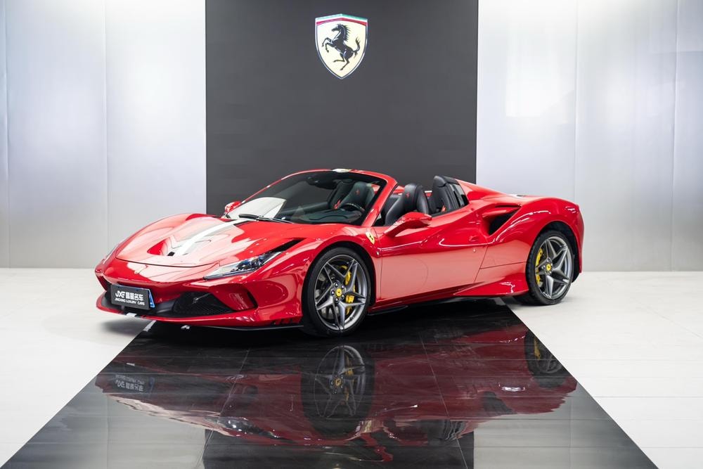 Ferrari F8 2020 — фото автомобиля 1