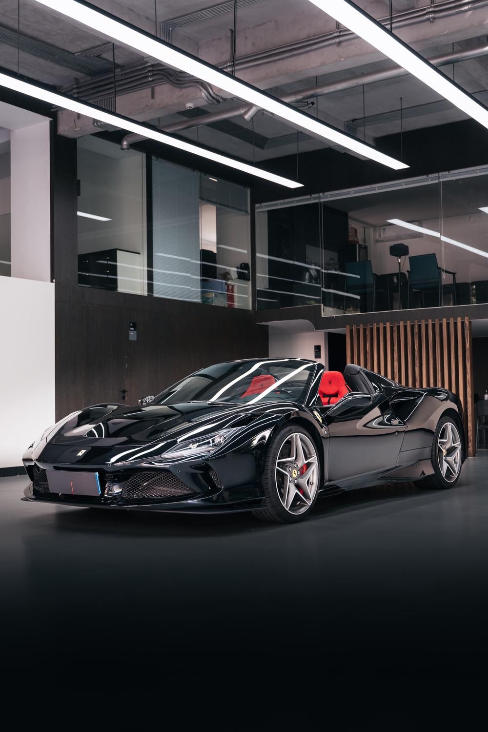 Ferrari F8 2020 — фото автомобиля