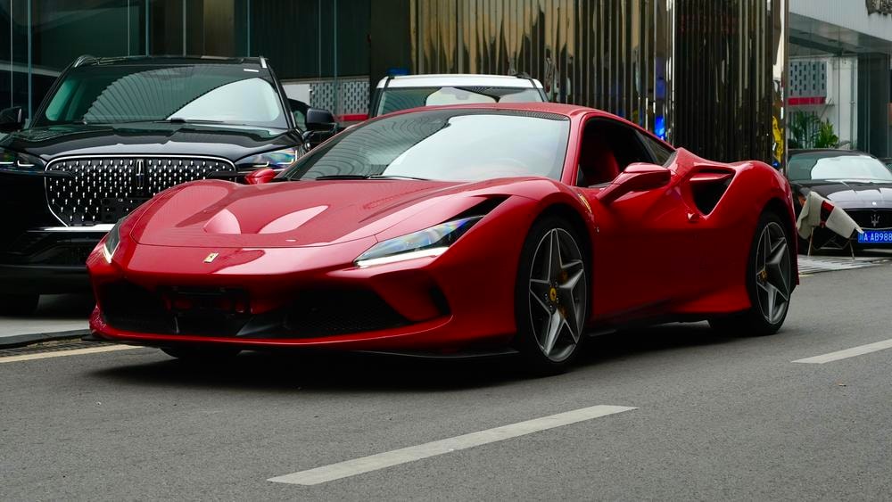 Ferrari F8 2019 — фото автомобиля 1