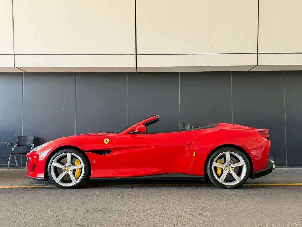 Ferrari Portofino 2018 — фото автомобиля