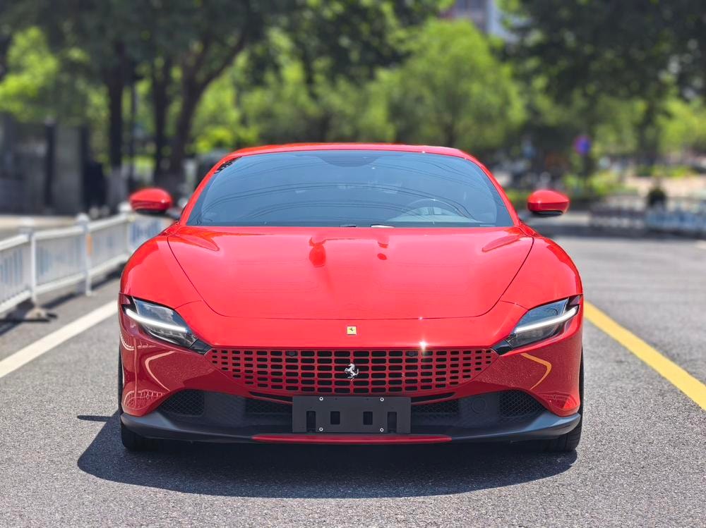 Ferrari Roma 2020 — фото автомобиля