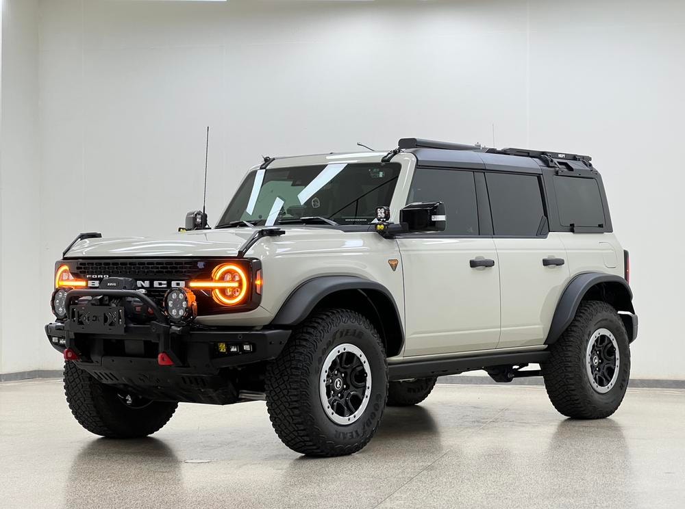 Ford Bronco 2024 — фото автомобиля 1