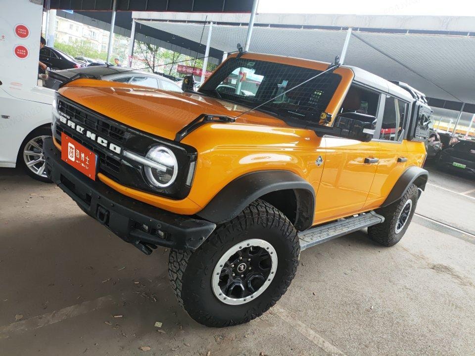 Ford Bronco 2024 — фото автомобиля