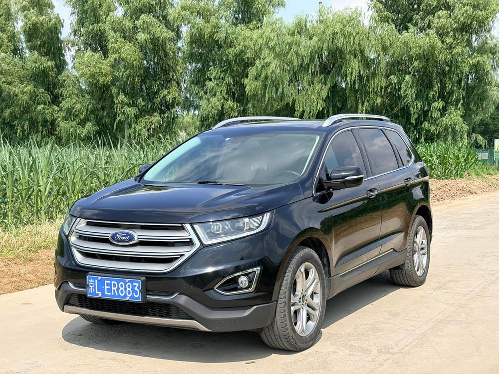 Ford Edge 2018 — фото автомобиля 1