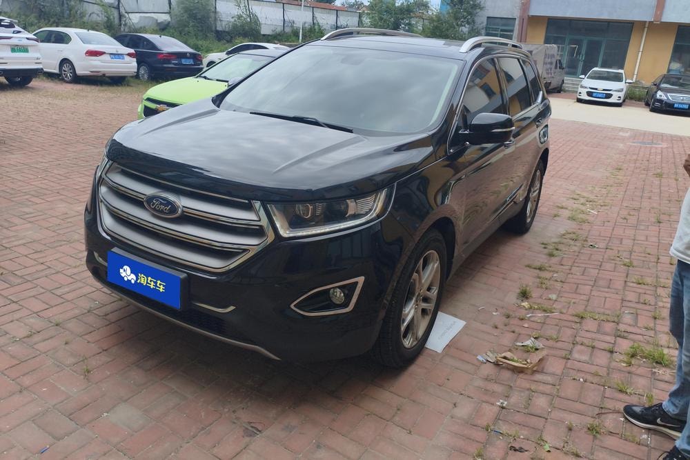 Ford Edge 2018 — фото автомобиля 1
