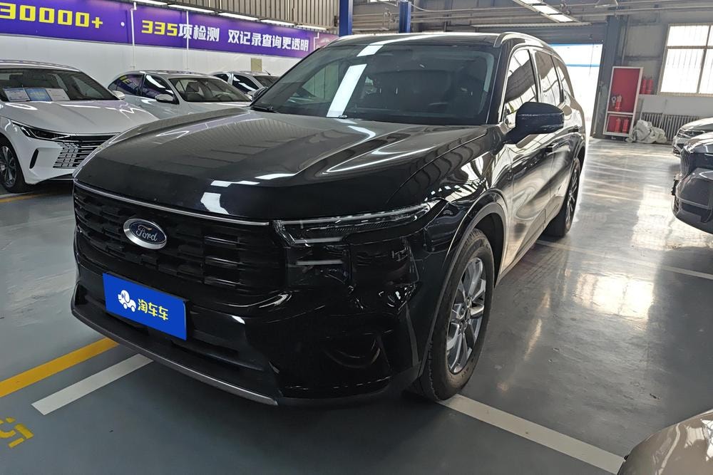 Ford Edge 2023 — фото автомобиля