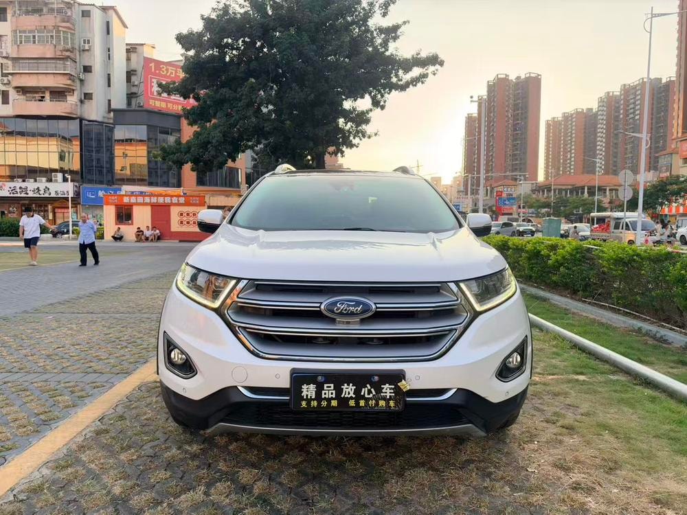 Ford Edge 2015 — фото автомобиля